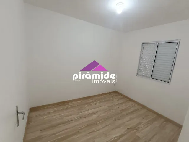 Casa com 64m² 2 quartos e 1 banheiro, à venda, no bairro Jardim Layr em Mogi das Cruzes