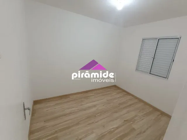 Casa com 64m² 2 quartos e 1 banheiro, à venda, no bairro Jardim Layr em Mogi das Cruzes