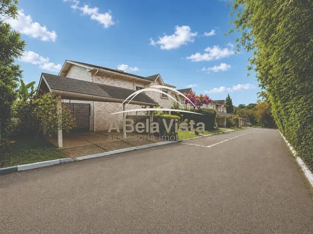 Casa com 761m² 4 quartos e 6 banheiros, à venda, no bairro Jardim das Paineiras em Cotia