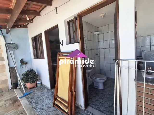Casa 3 quartos e 3 banheiros, à venda, no bairro Praia das Palmeiras em Caraguatatuba