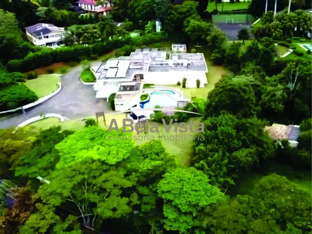 Casa com 5503m² 4 quartos e 6 banheiros, para alugar, no bairro Parque Silvino Pereira em Cotia