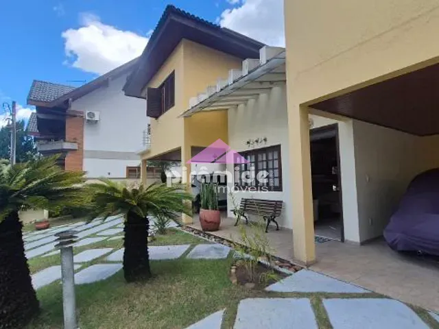 Casa com 494m² 4 quartos e 5 banheiros, à venda, no bairro Jardim Aquarius em São José dos Campos