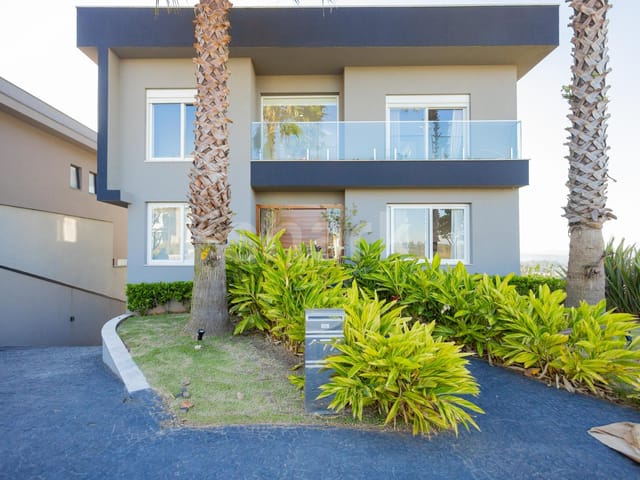 Casa com 490m² 3 quartos e 6 banheiros, à venda, no bairro Alphaville em Santana de Parnaíba