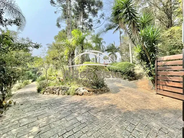 Casa com 4778m² 4 quartos e 4 banheiros, à venda, no bairro Moinho Velho em Embu das Artes