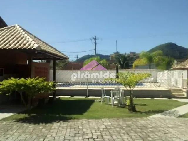 Casa 1 quarto e 1 banheiro, para alugar, no bairro Martim de Sá em Caraguatatuba