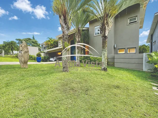 Casa com 681m² 4 quartos e 7 banheiros, à venda, no bairro Jardim Indaiá em Embu das Artes