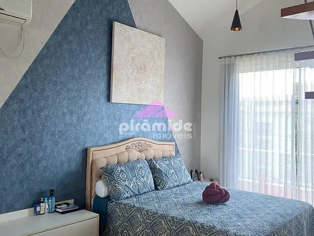 Casa com 250m² 4 quartos e 4 banheiros, à venda, no bairro Urbanova em São José dos Campos