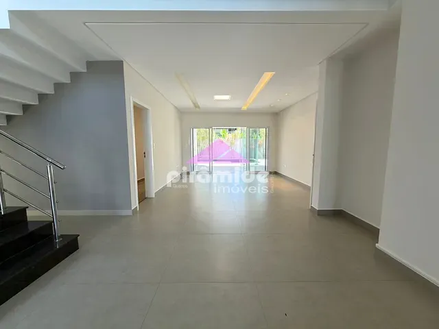 Casa 4 quartos e 6 banheiros, à venda, no bairro Jardim do Golfe em São José dos Campos