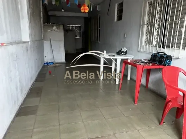 Casa 4 quartos e 4 banheiros, à venda, no bairro Padroeira em Osasco