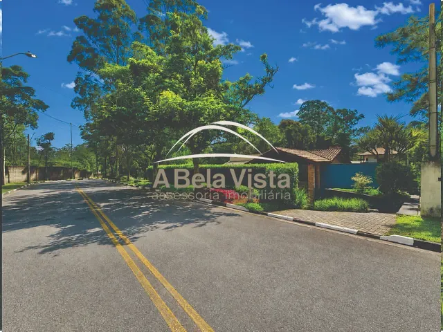 Casa com 822m² 4 quartos e 4 banheiros, à venda, no bairro Jardim Indaiá em Embu das Artes