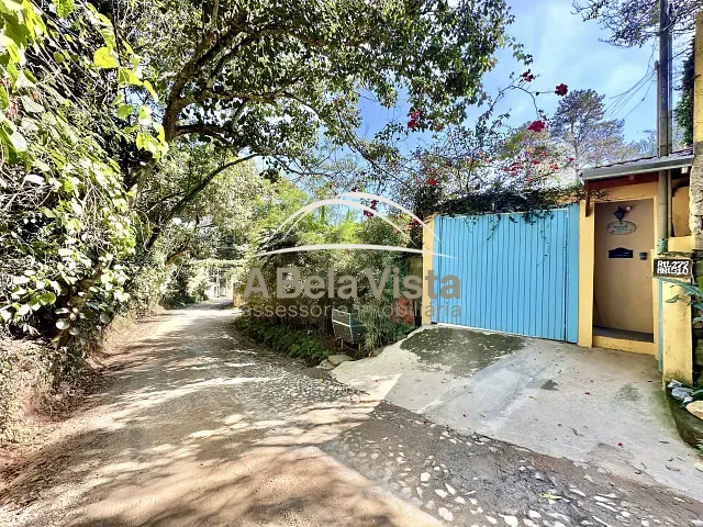 Casa com 1360m² 5 quartos e 5 banheiros, à venda, no bairro Jardim Colibri em Embu das Artes