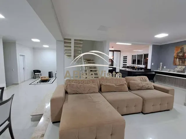 Casa com 420m² 3 quartos e 4 banheiros, à venda, no bairro Transurb em Itapevi