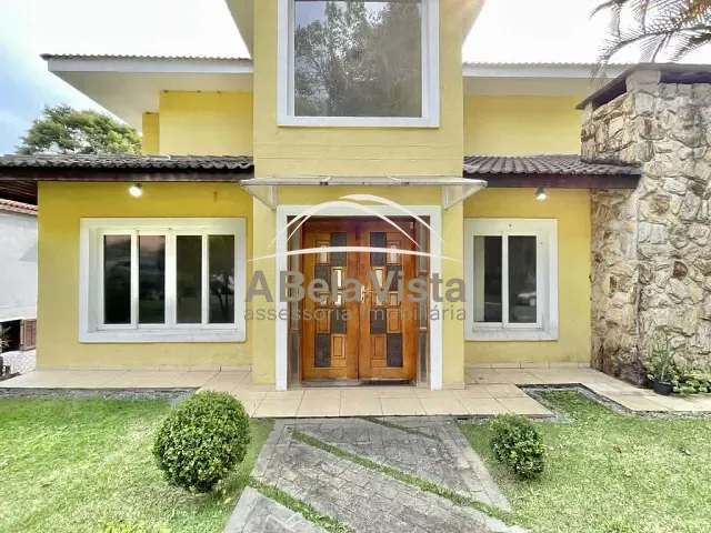 Casa com 720m² 4 quartos e 6 banheiros, à venda, no bairro Transurb em Itapevi