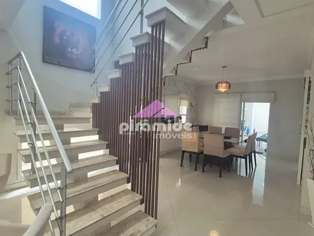 Casa com 250m² 4 quartos e 4 banheiros, à venda, no bairro Urbanova em São José dos Campos