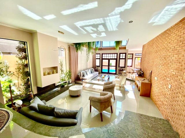 Casa com 450m² 4 quartos e 6 banheiros, à venda, no bairro Alphaville em Santana de Parnaíba