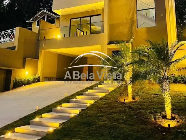 Casa com 360m² 3 quartos e 3 banheiros, à venda, no bairro Transurb em Itapevi