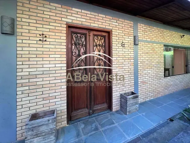 Casa com 2520m² 5 quartos e 6 banheiros, à venda, no bairro Chácaras do Peroba em Jandira