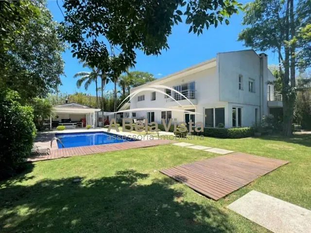 Casa com 1397m² 4 quartos e 6 banheiros, à venda, no bairro Altos de São Fernando em Jandira