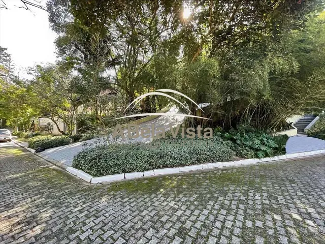 Casa com 1000m² 4 quartos e 7 banheiros, à venda, no bairro Altos de São Fernando em Jandira