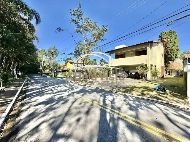 Casa com 585m² 3 quartos e 3 banheiros, à venda, no bairro Nova Higienópolis em Jandira