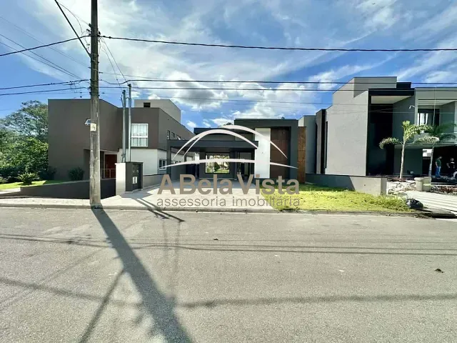 Casa com 560m² 5 quartos e 6 banheiros, à venda, no bairro Jardim do Golf I em Jandira