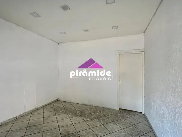 Ponto com 200m², à venda, no bairro Avareí em Jacareí
