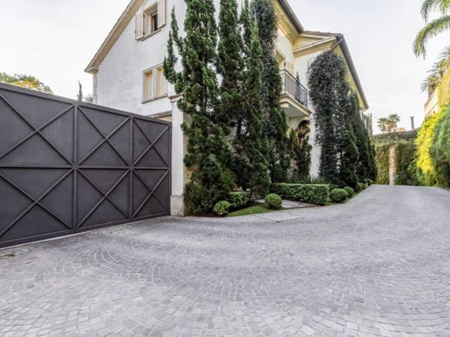 Casa com 904m² 4 quartos e 5 banheiros, à venda, no bairro Cidade Jardim em São Paulo