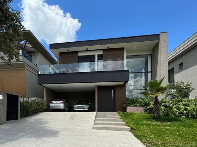 Casa com 490m² 4 quartos e 7 banheiros, à venda, no bairro Alphaville em Santana de Parnaíba