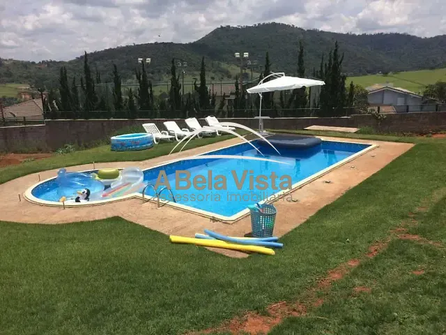 Casa com 2370m² 8 quartos e 10 banheiros, à venda, no bairro Tanque em Atibaia