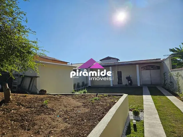 Casa com 500m² 3 quartos e 1 banheiro, à venda, no bairro Parque Nova Esperança em São José dos Campos