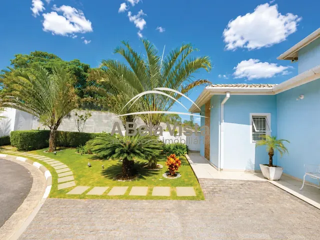 Casa com 369m² 4 quartos e 5 banheiros, à venda, no bairro Residencial dos Lagos em Cotia