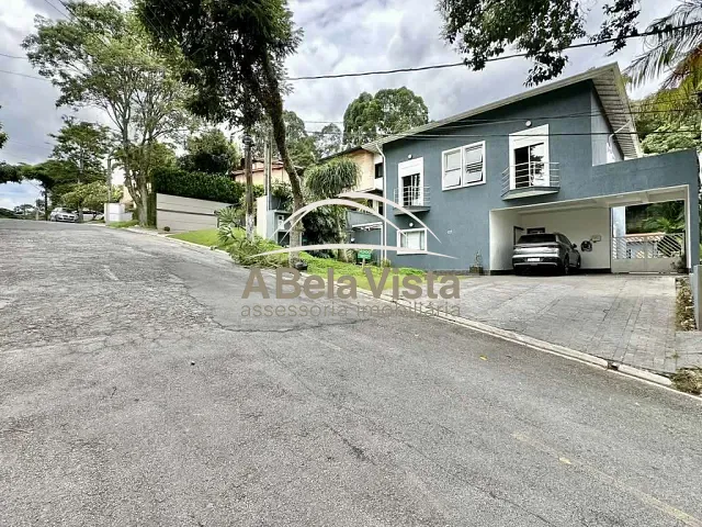 Casa com 692m² 3 quartos e 5 banheiros, à venda, no bairro Nova Higienópolis em Jandira