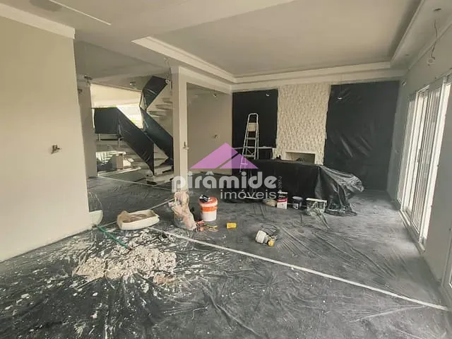 Casa com 300m² 3 quartos e 4 banheiros, à venda, no bairro Urbanova em São José dos Campos