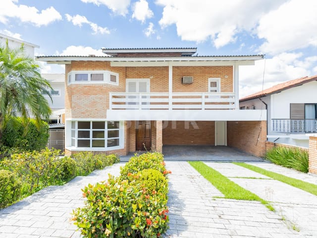 Casa com 450m² 4 quartos e 7 banheiros, à venda ou para alugar, no bairro Alphaville em Santana de Parnaíba