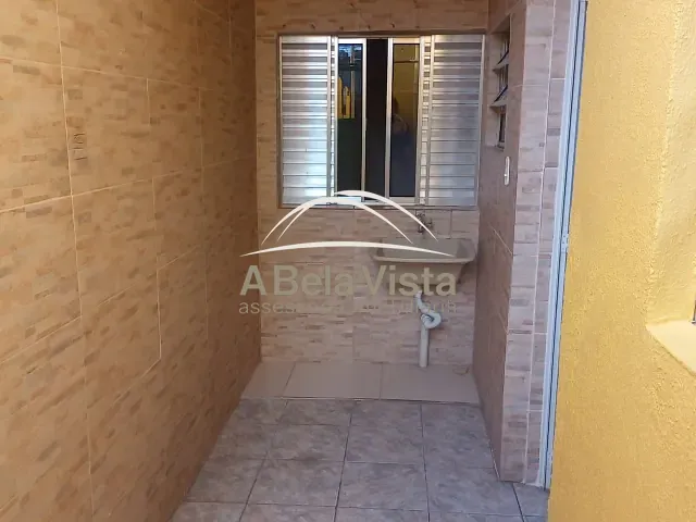 Casa 1 quarto e 1 banheiro, para alugar, no bairro km 18 em Osasco