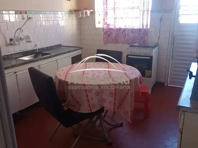 Casa 3 quartos e 1 banheiro, para alugar, no bairro Pestana em Osasco