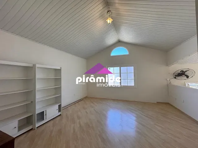 Casa com 404m² 4 quartos e 7 banheiros, à venda ou para alugar, no bairro Urbanova em São José dos Campos