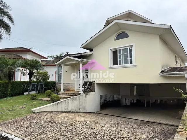 Casa com 404m² 4 quartos e 7 banheiros, à venda ou para alugar, no bairro Urbanova em São José dos Campos