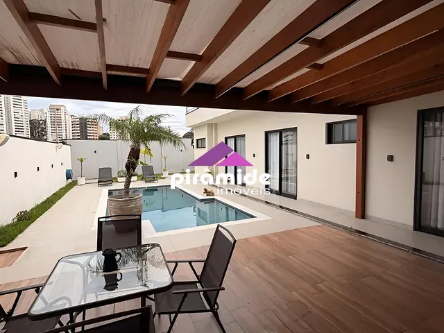 Casa com 601m² 3 quartos e 4 banheiros, à venda, no bairro Jardim Aquarius em São José dos Campos