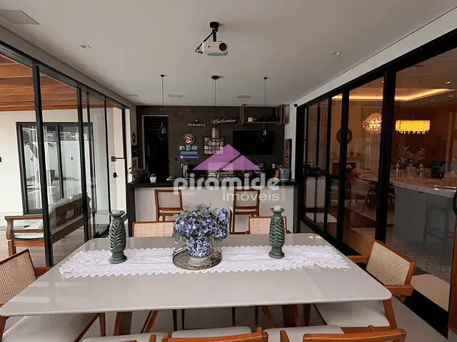 Casa com 601m² 3 quartos e 4 banheiros, à venda, no bairro Jardim Aquarius em São José dos Campos