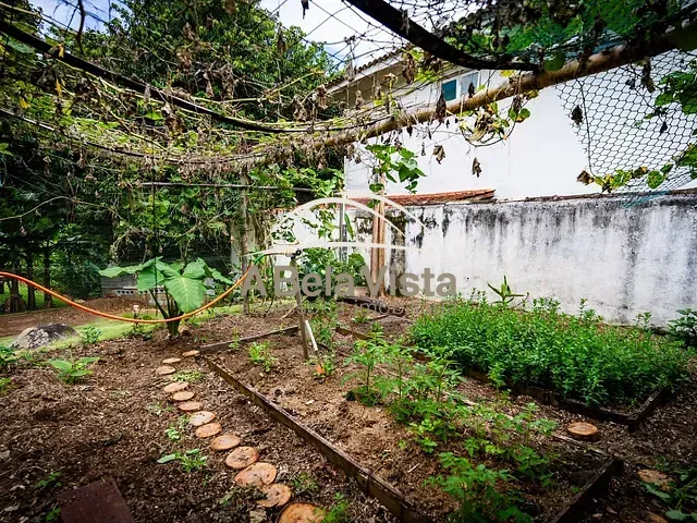 Casa 1 quarto e 1 banheiro, à venda, no bairro Guaecá em São Sebastião