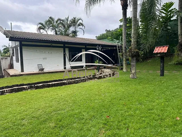 Casa 1 quarto e 1 banheiro, à venda, no bairro Guaecá em São Sebastião