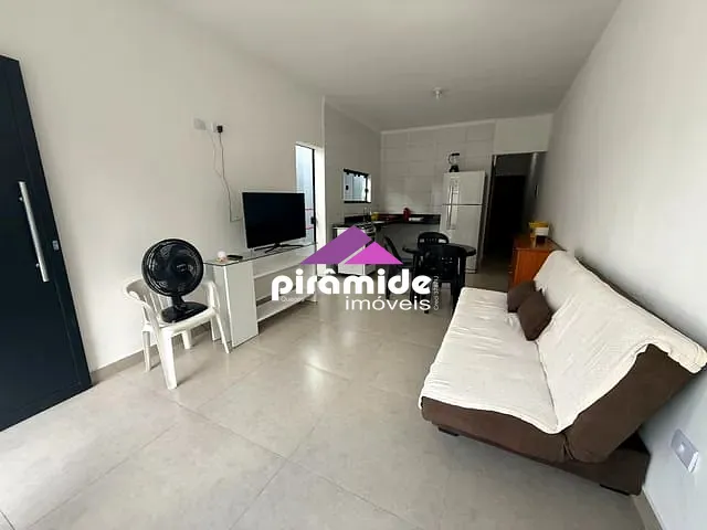 Casa com 125m² 2 quartos e 2 banheiros, à venda, no bairro Massaguaçu em Caraguatatuba