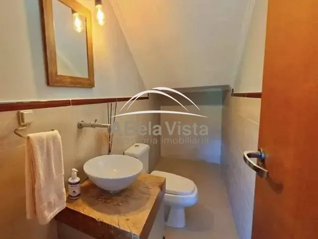 Casa com 500m² 3 quartos e 4 banheiros, à venda, no bairro Residencial dos Lagos em Cotia