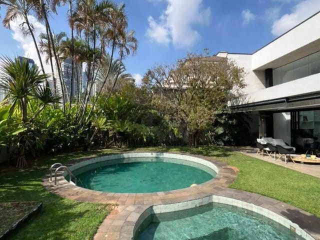 Casa com 571m² 3 quartos e 6 banheiros, à venda, no bairro Alphaville Residencial Dois em Barueri