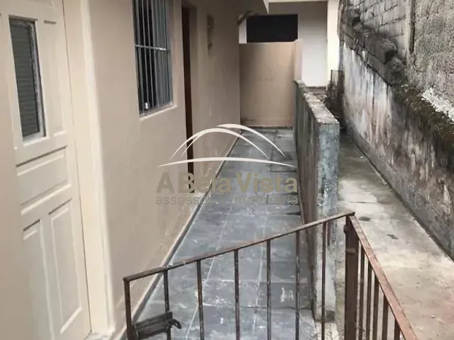 Casa 1 quarto e 1 banheiro, à venda, no bairro Padroeira em Osasco
