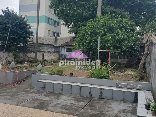 Casa com 600m², à venda, no bairro Vila Adyana em São José dos Campos