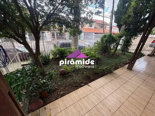Casa com 329m² 3 quartos e 2 banheiros, à venda, no bairro Jardim Alvorada em São José dos Campos