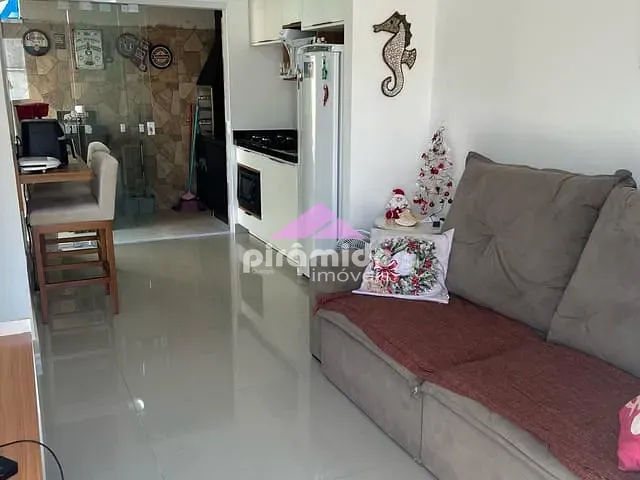 Casa com 98m² 2 quartos e 1 banheiro, à venda, no bairro Massaguaçu em Caraguatatuba