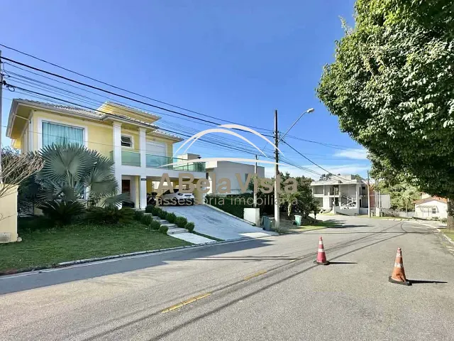 Casa com 512m² 3 quartos e 5 banheiros, à venda, no bairro Chácara do Remanso em Vargem Grande Paulista